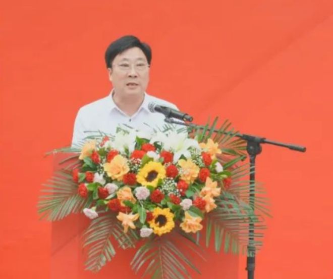 消费活动暨海信百亿补贴活动在南阳家电大世界盛大启动爱游戏平台南阳市2024年“惠享南都 欢购国庆”促(图13)