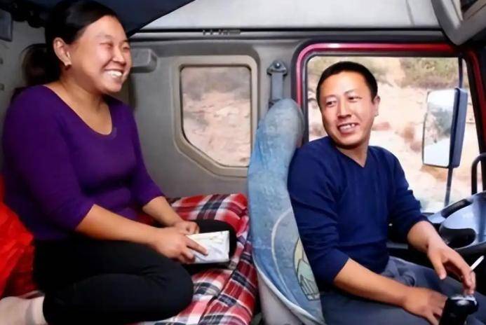 主流他们都是真夫妻吗？内行人道出实情爱游